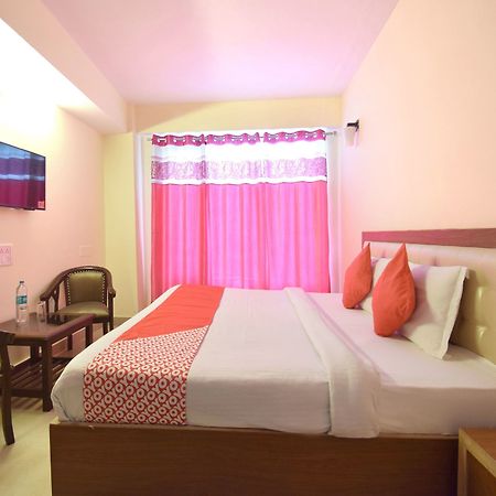 Oyo 8439 Hotel Howard Shimla Eksteriør bilde
